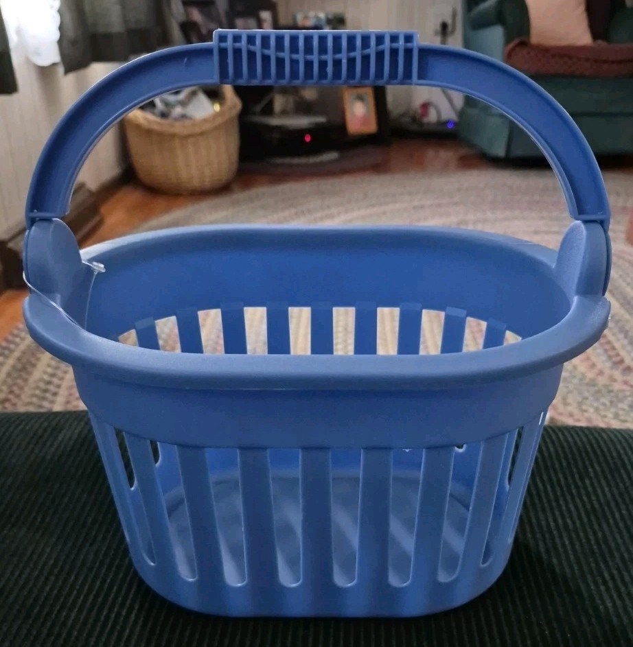 Frem Oval Plastic Gift Basket Bucket Blue Organizer Swing Handle
