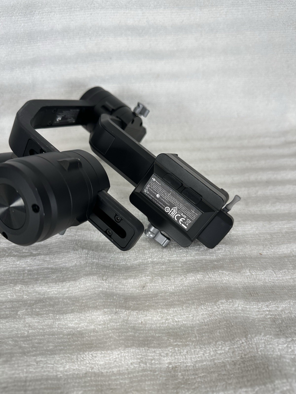 DJI Ronin S Gimbal Handheld Stabilizer ****READ****
