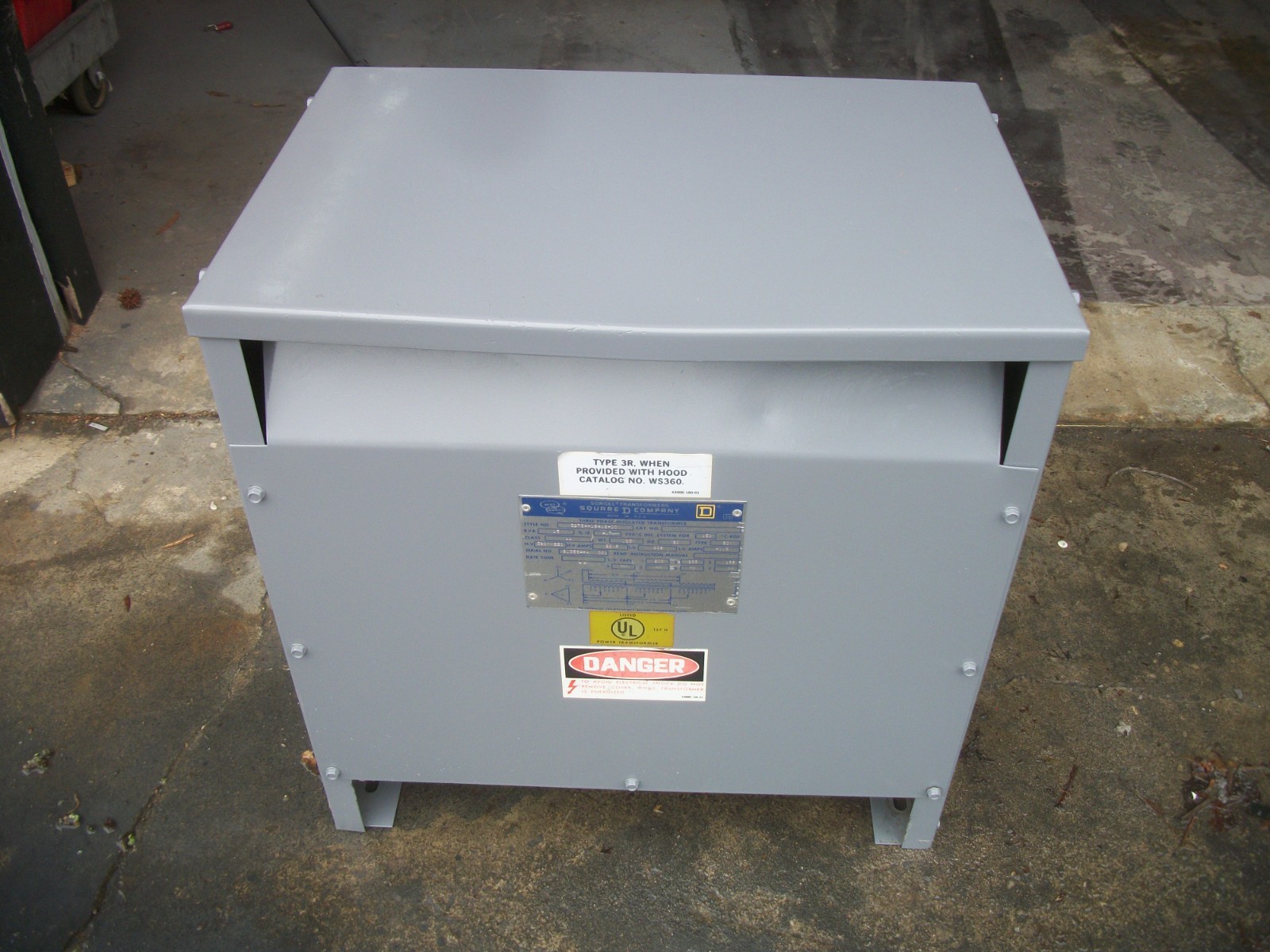 SQUARE D SORGEL 15KVA 3PH TRANSFORMER 32734-16412-001 HV 380Y/220 LV 208 REFURB
