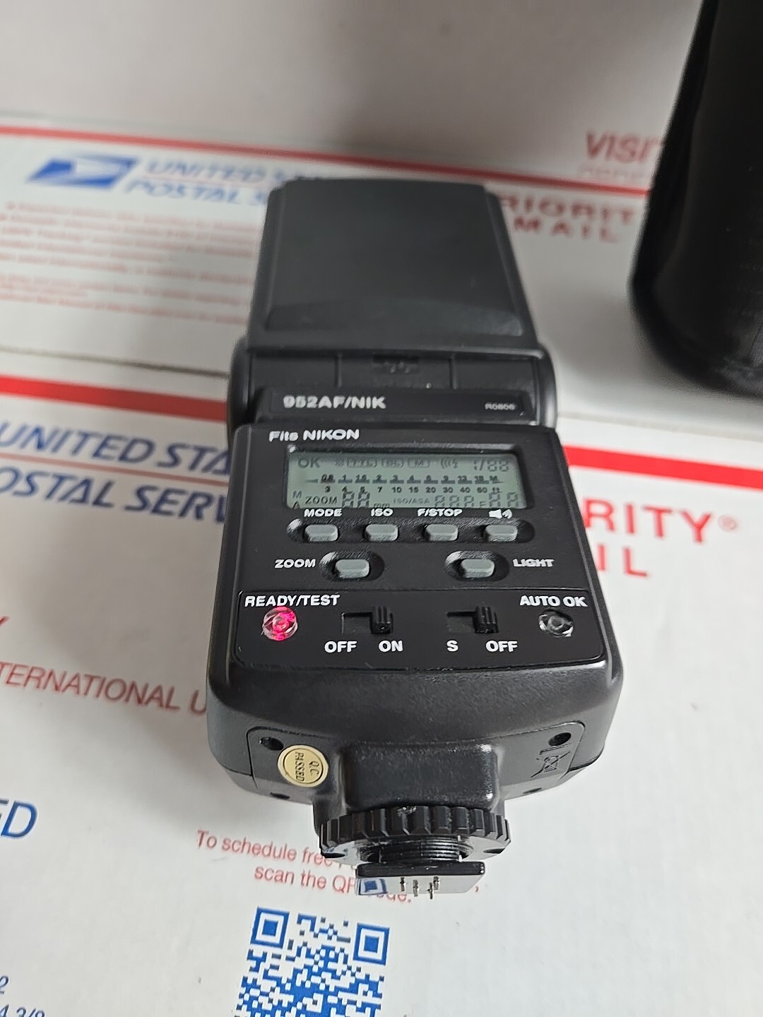 Digital Concepts Powerzoom 952AF/NIK Flash for Nikon Cameras