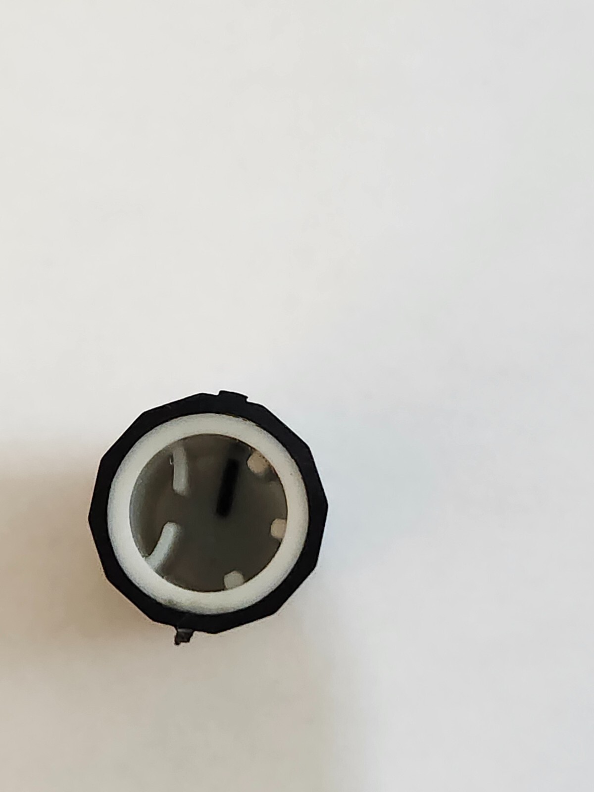 20 Pieces Plastic D Shaft Knobs White