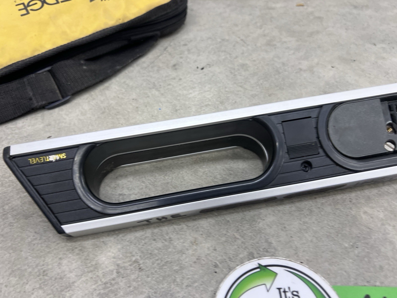 Wedge Smart Level” Digital Pro W/ Soft Carry Case