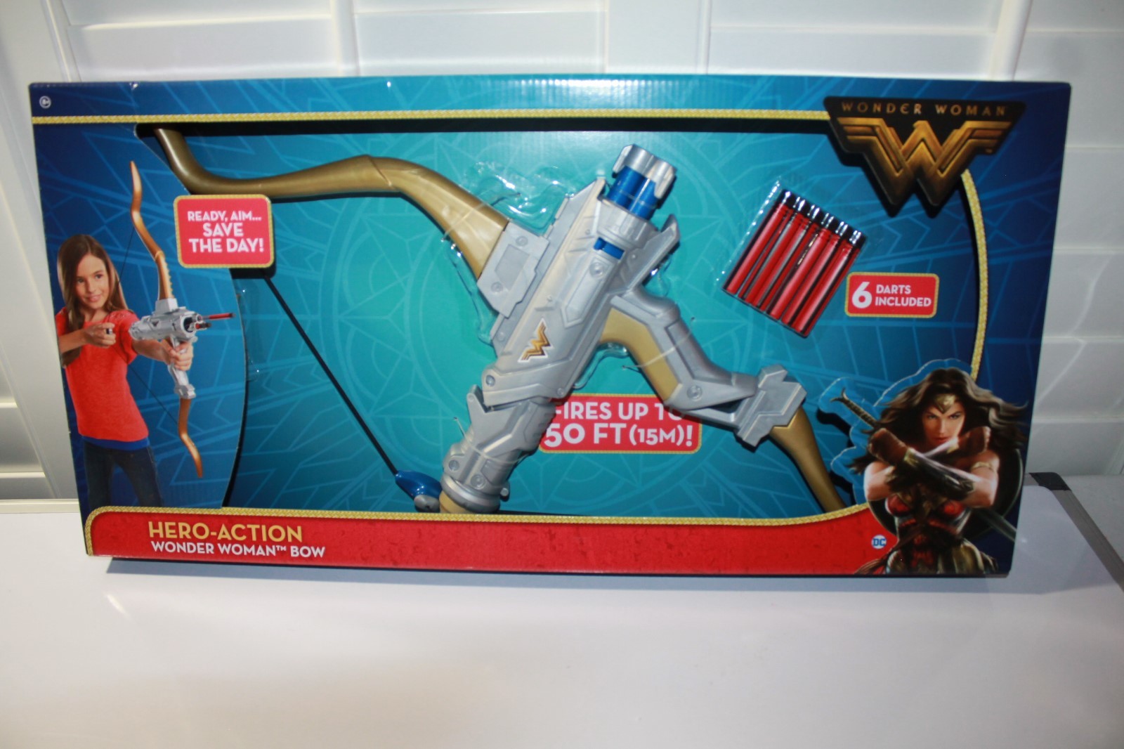 DC WONDER WOMAN MOVIE BOW & ARROW SET  W 6X FOAM DARTS ROLE PLAY