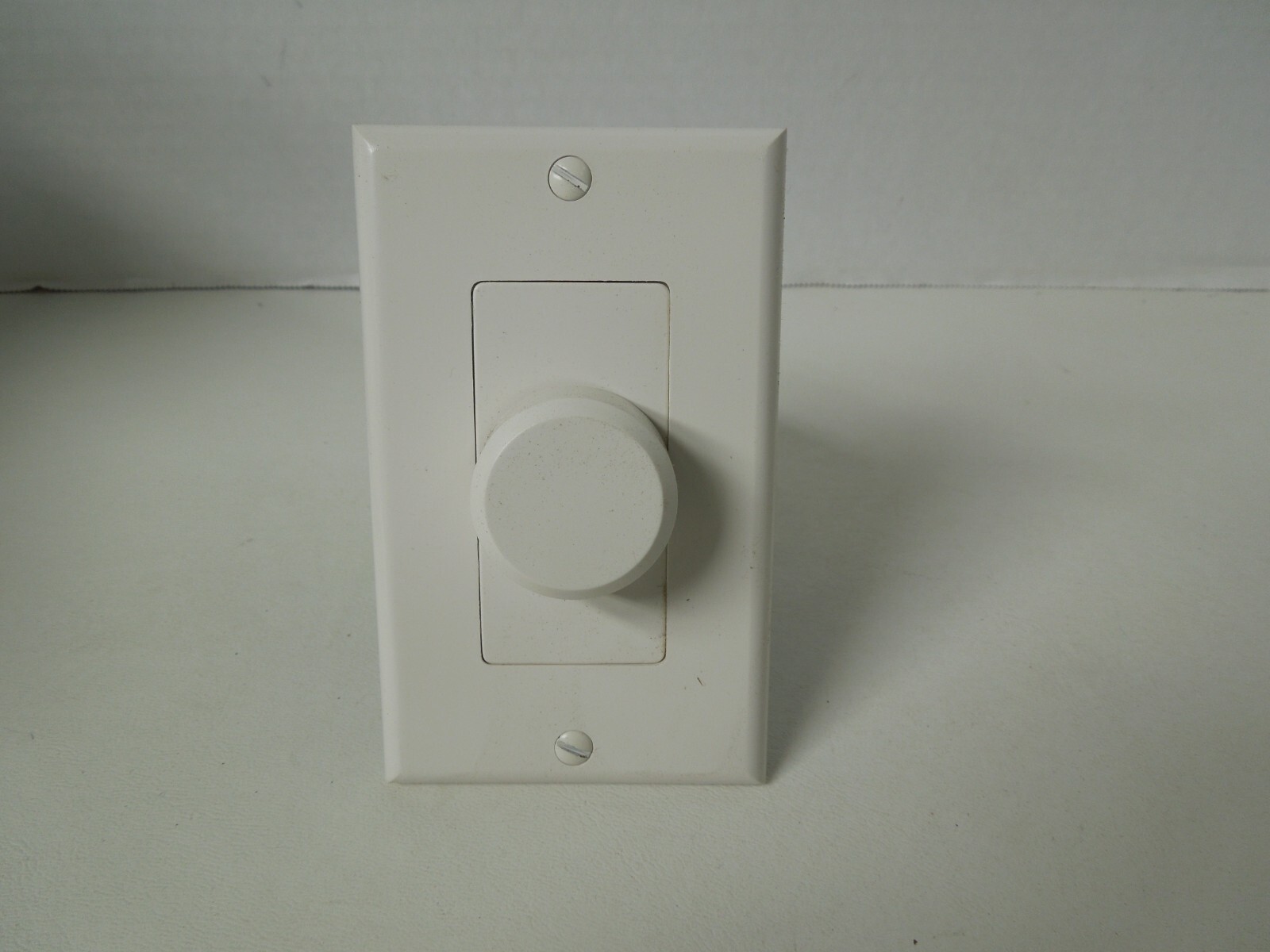 VANCO VCHWD Volume Control White - NEW