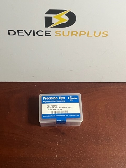 (50) Nordson EFD 7018424 - EFD Dispensing Tip Precision 0.25 inch 30 Ga Lav New