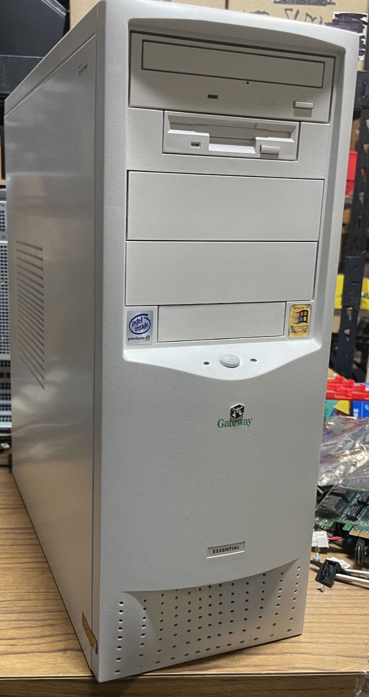 Gateway LP Mini Tower TB3 Essential 500 - PIII 500Mhz, 256M, 20G, Sound Blaster