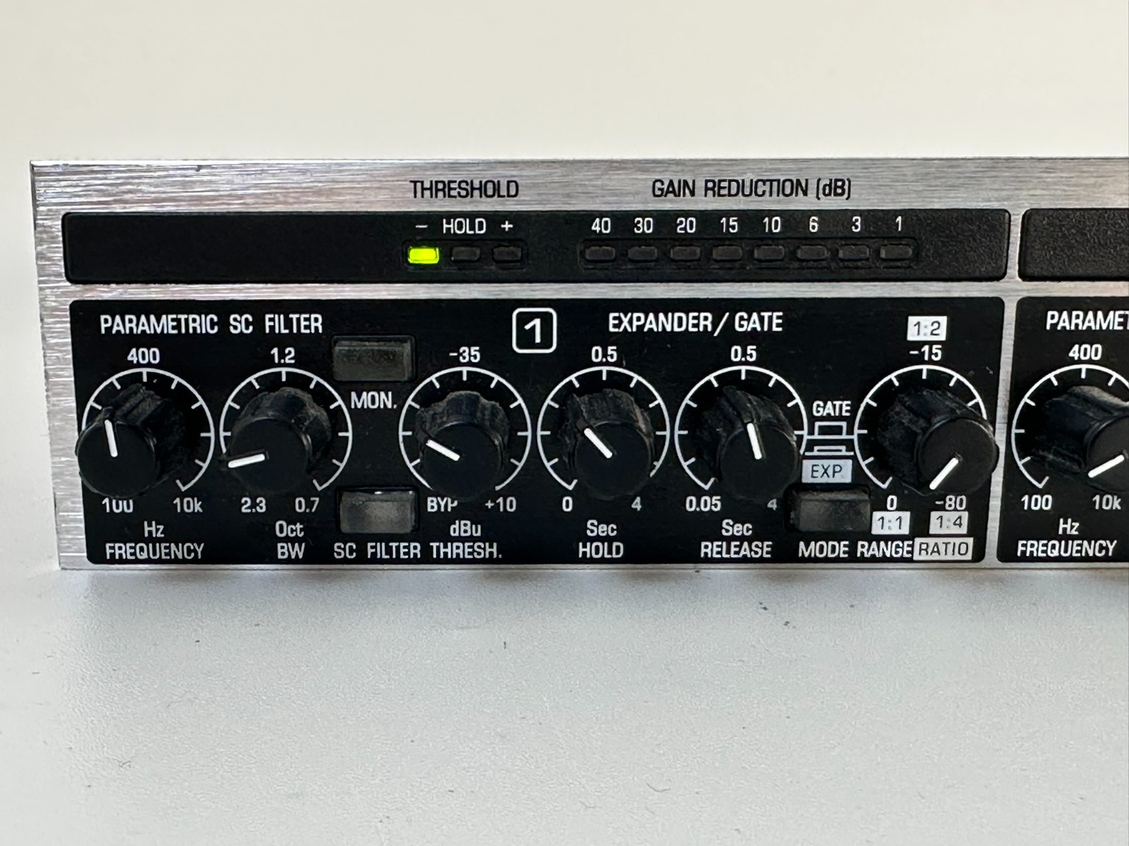 Behringer XR4400 Multigate Pro Quad Expander Gate Rack Audio Processor