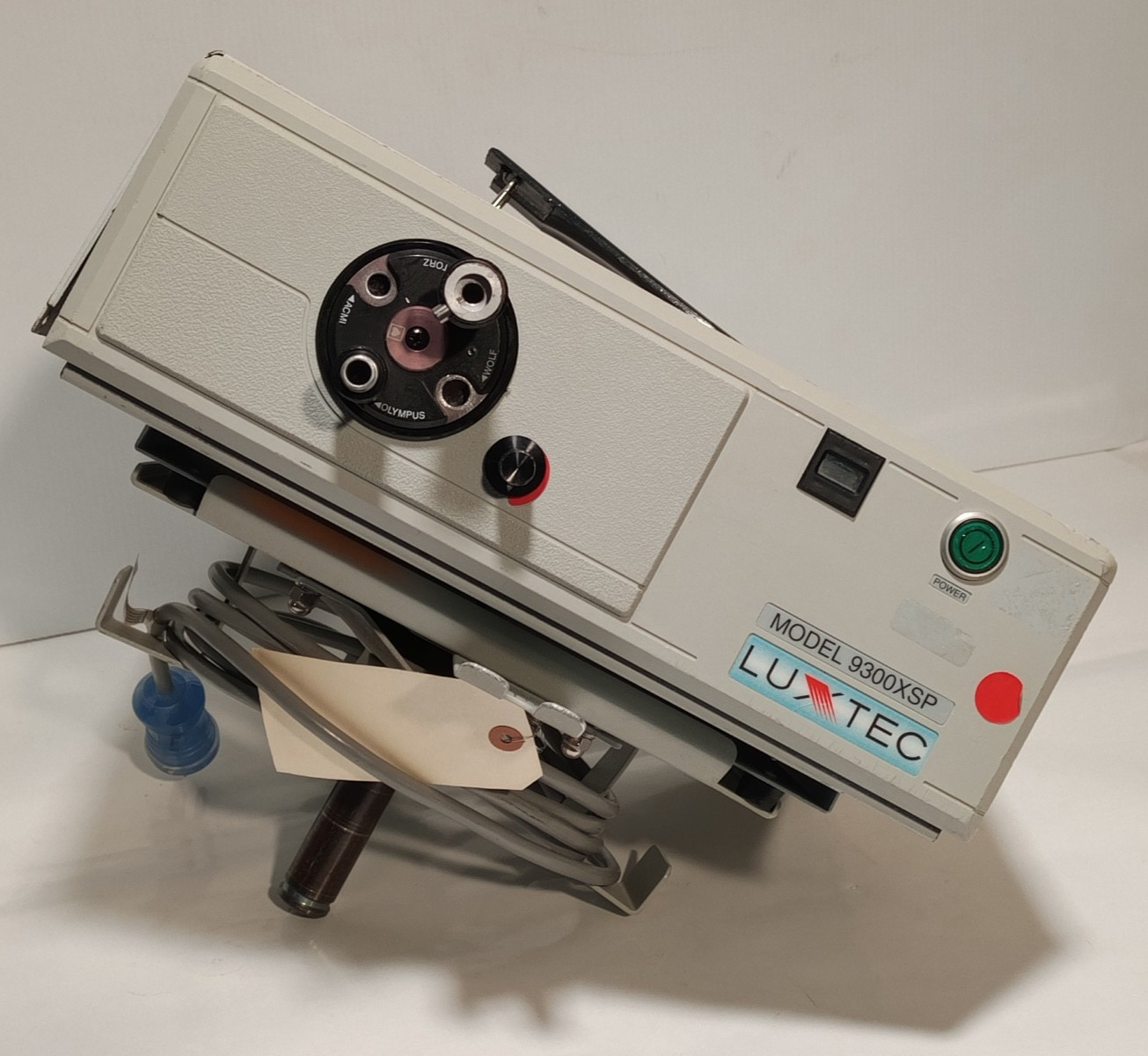 Luxtec Model 9300XSP Xenon Fiber Optic Light Source With Turret Mount