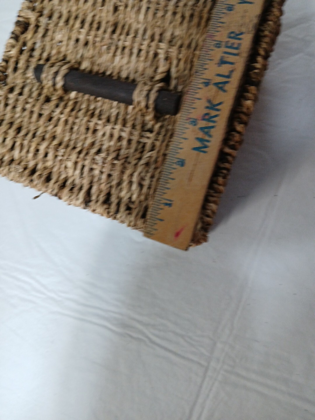 Wicker rattan Brown rustic boho basket Storage Box with lid 7"x7"x4"