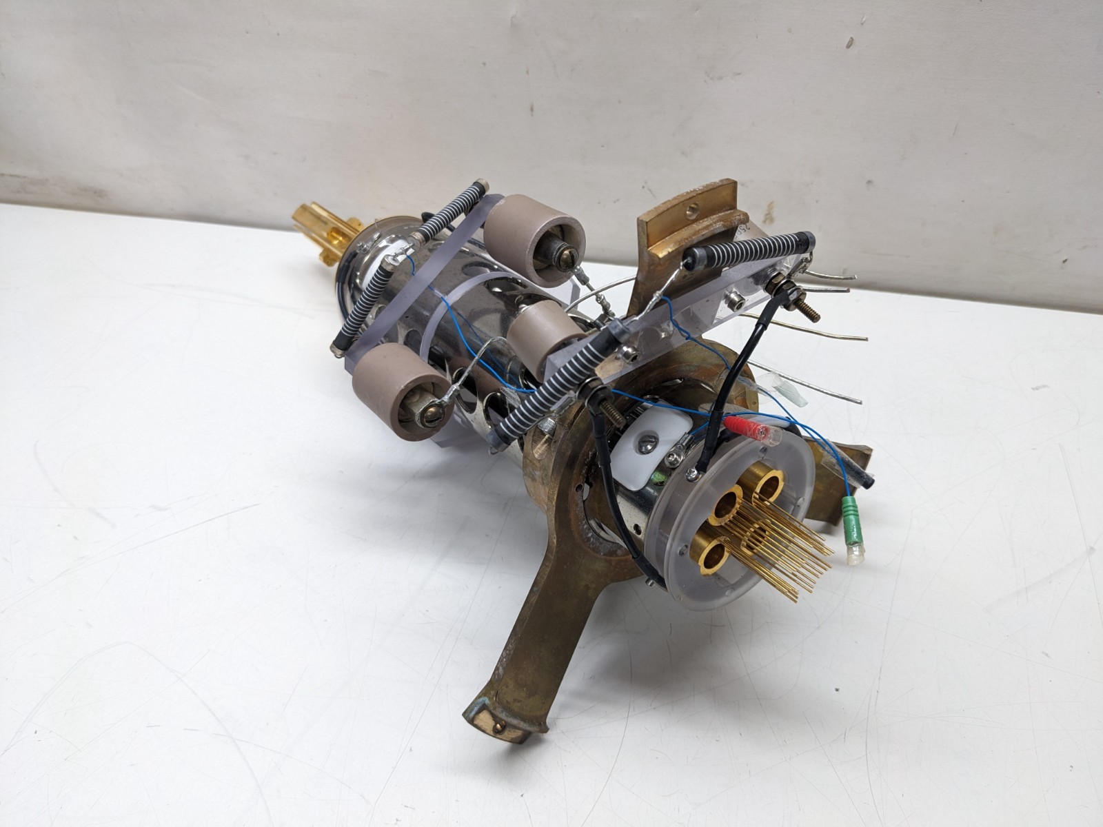 "Unknown" Mass Spectrometer Quadrupole Assembly