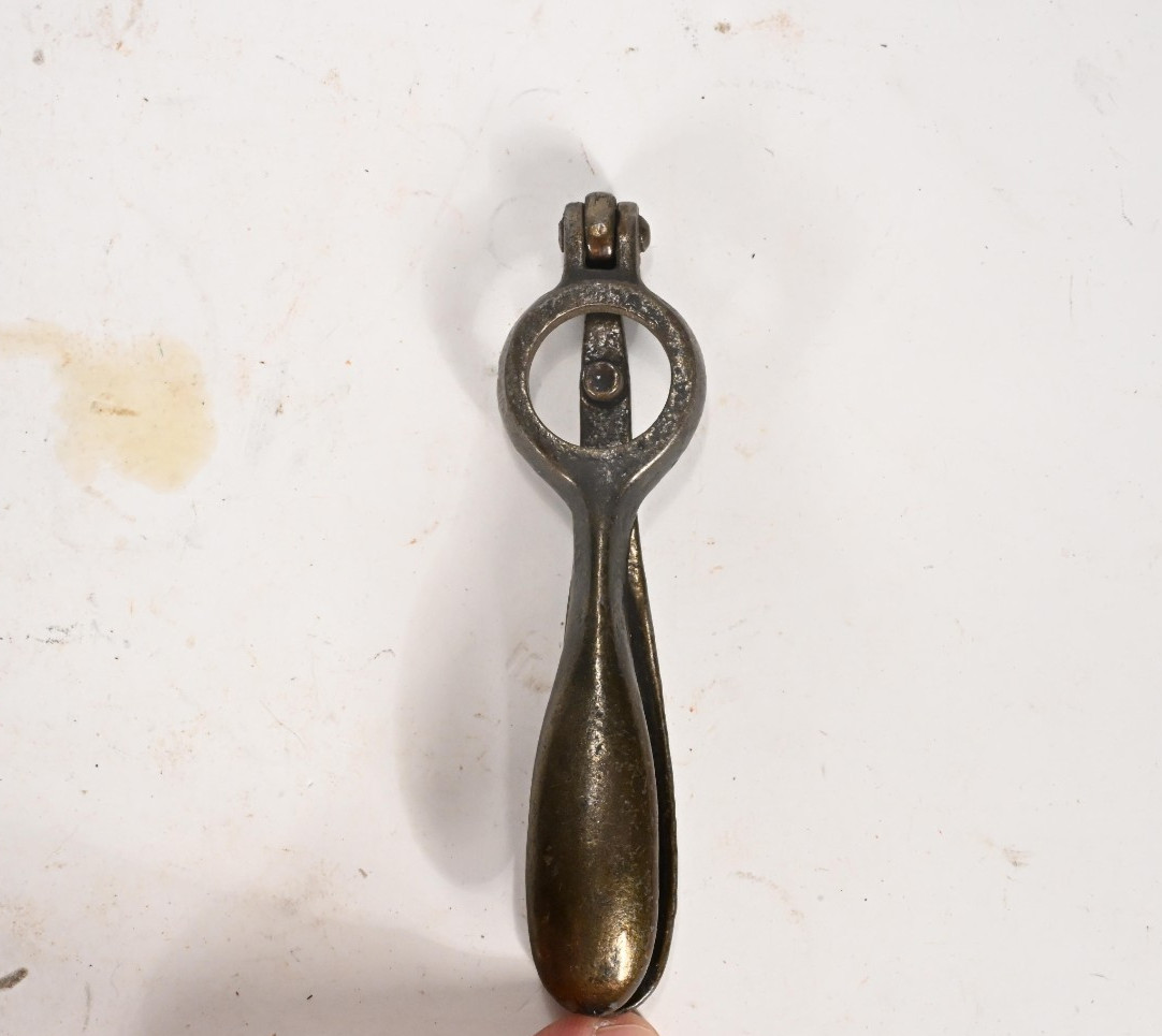 Antique 12 Ga. Shot Shell Priming Hand Tool **Nice Condition**