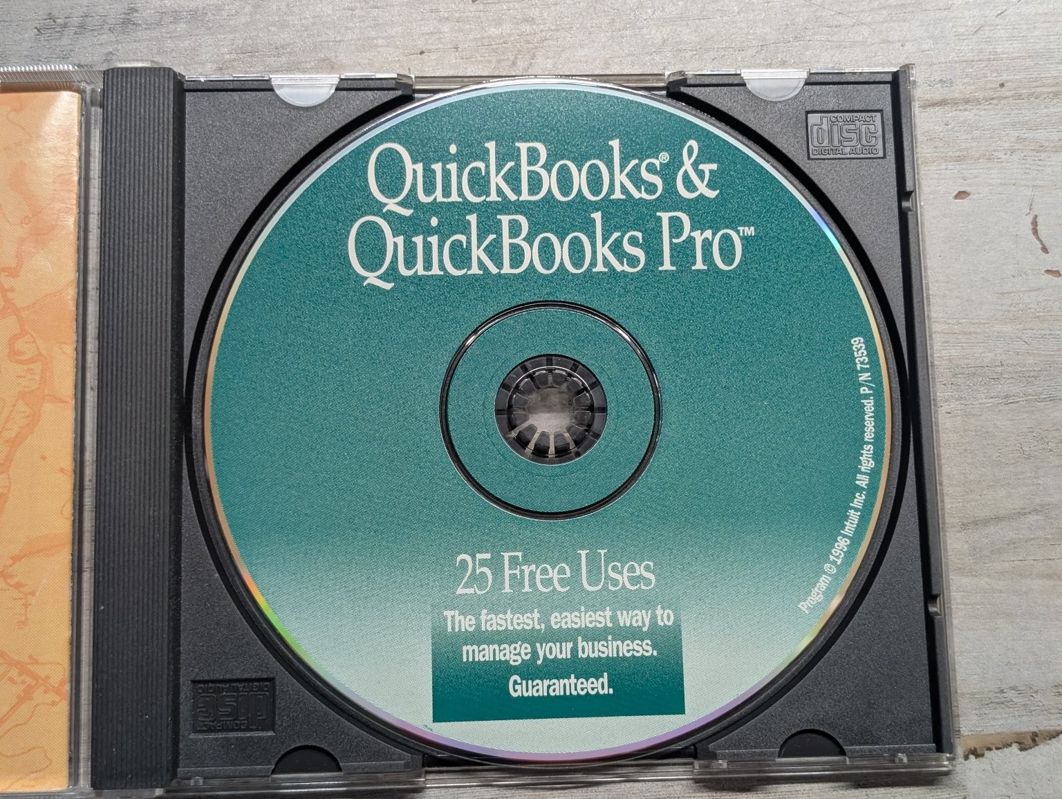 QuickBooks & QuickBooks Pro Software for PC CD-ROM 1996 Intuit Vtg Trial Disk