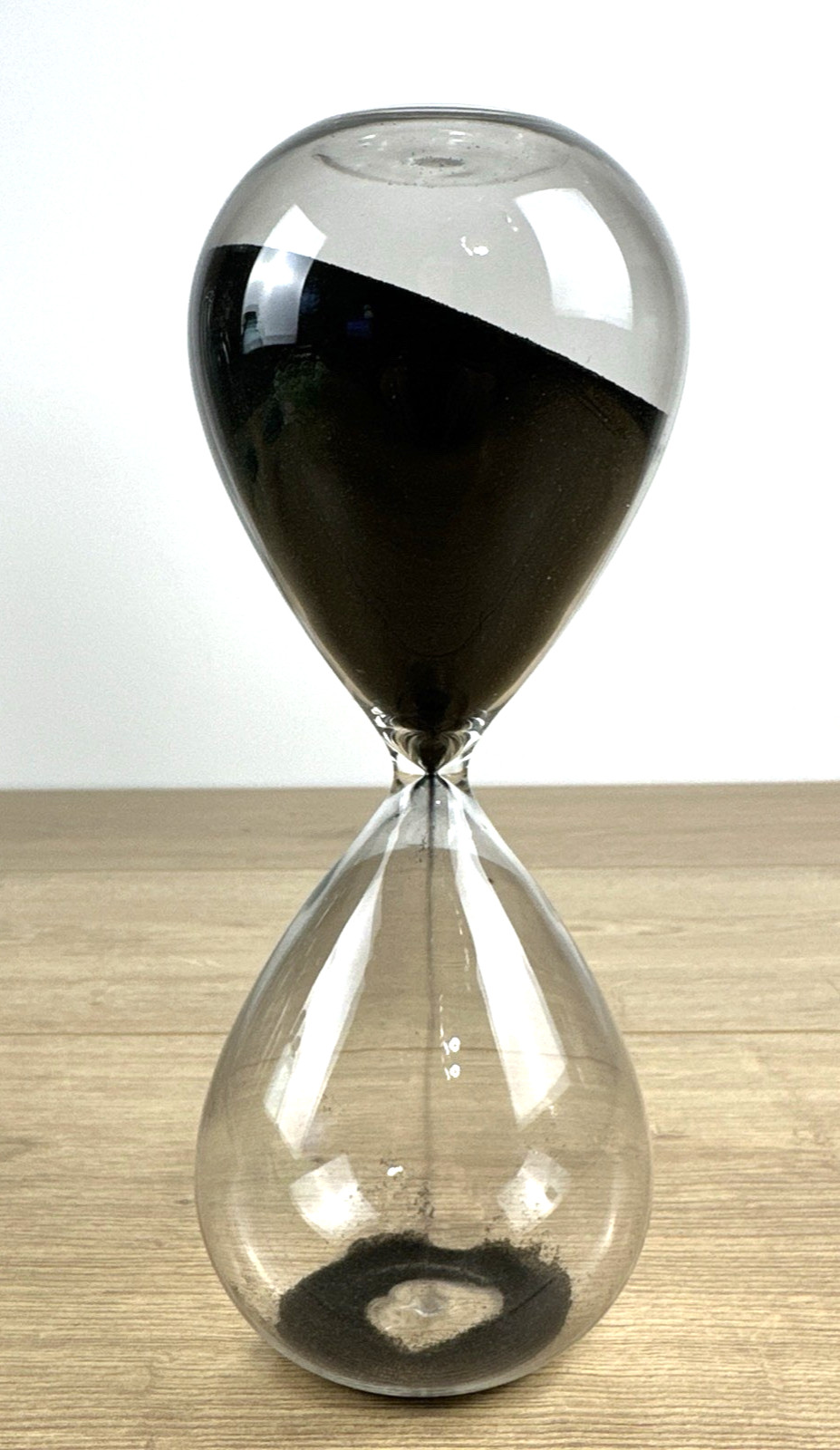 Vintage Style 8” Hourglass Sand Timer – Decorative Desk or Home Accent