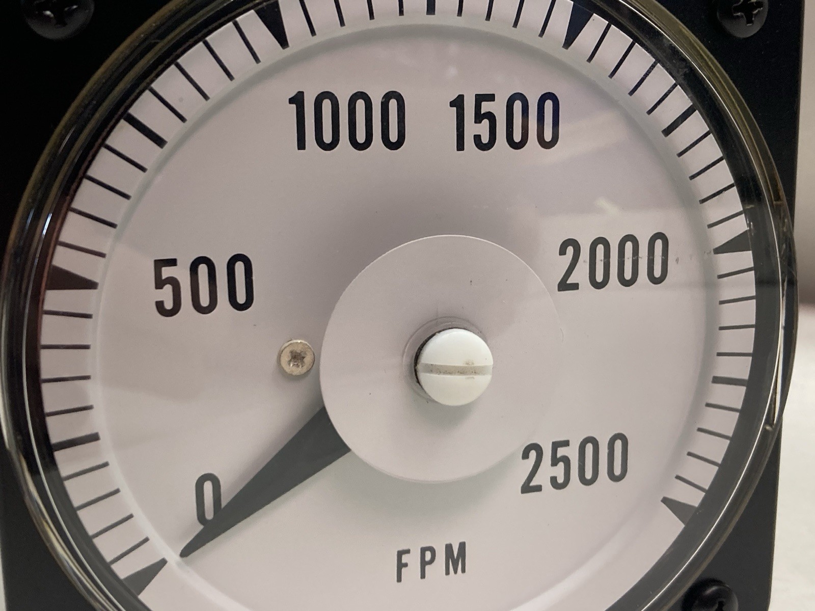EIL Instruments,Model DB-40,Panel Mount Meter 0-10VDC Scale 0-2500 FPM