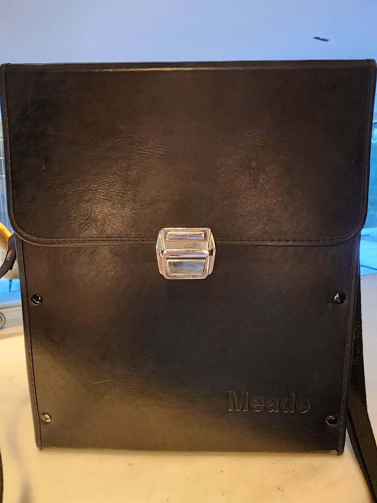 Meade 20x80 coated optics binocular