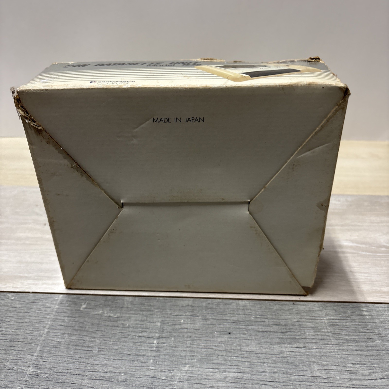 C2N Datasets Unit Model 1530 Commodore Computer With Box No Manuals UNTESTED
