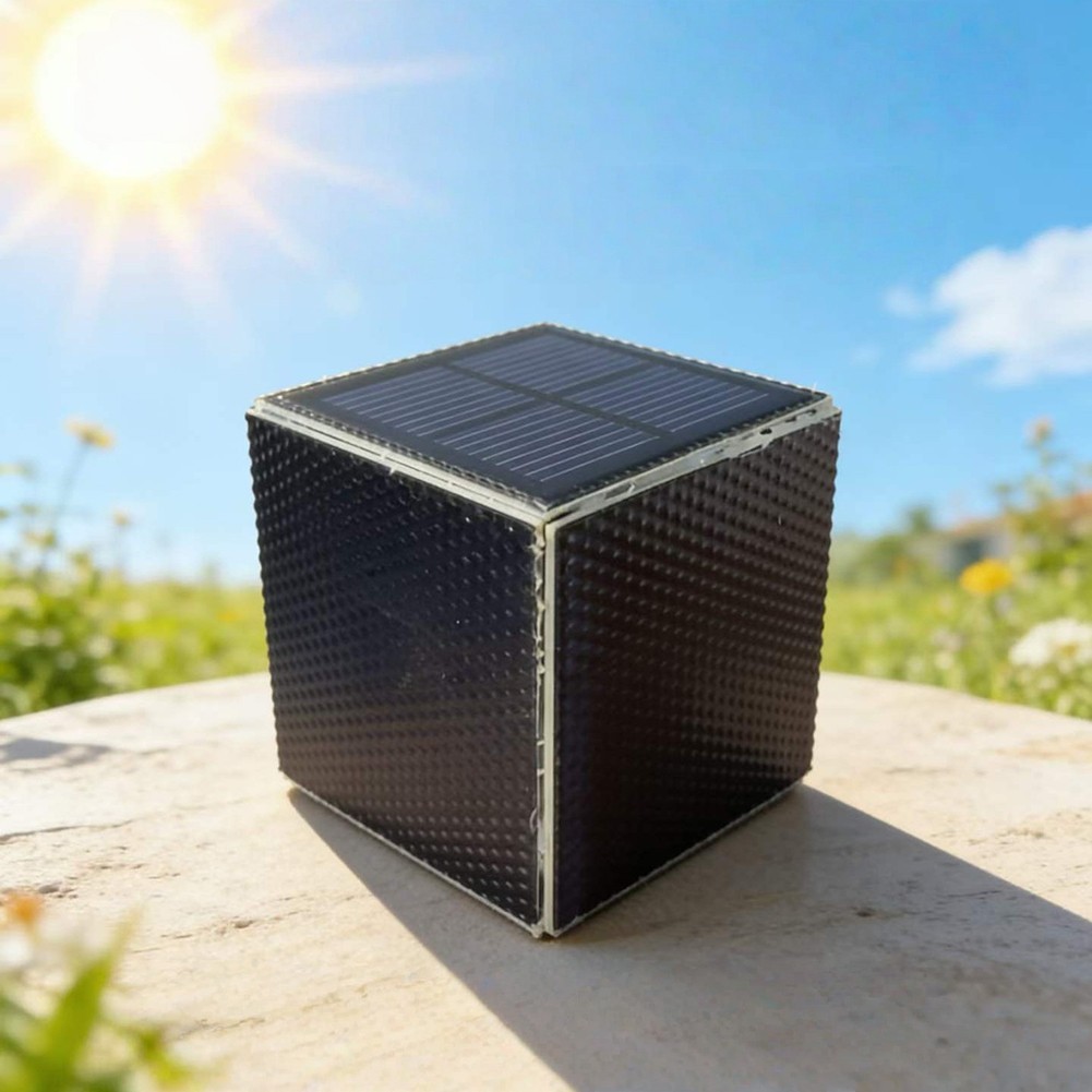 Black 6x6cm Solar Pest Sound Simulator 20W Output for Yard Applications