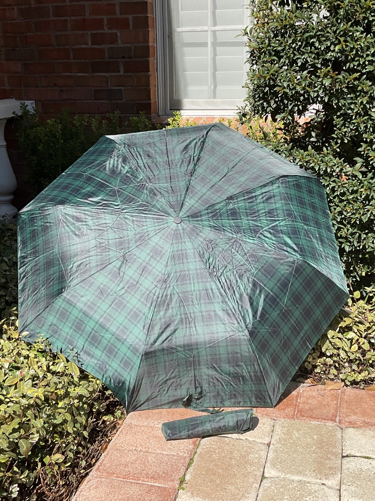 LONDON FOG UMBRELLA NAVY BLUE GREEN CHECK  MANUAL OPEN SUPER OPEN NWT
