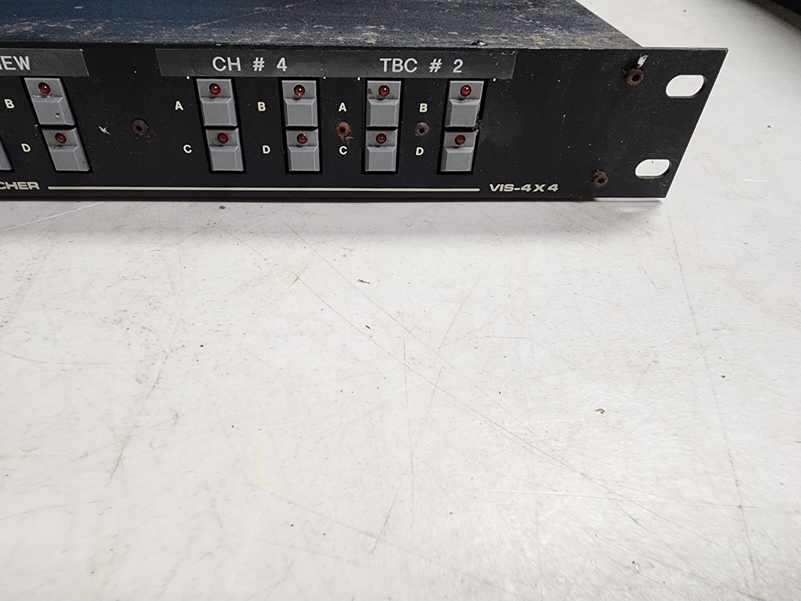 Kramer Vertical Interval VIS-4x4 Matrix Switcher