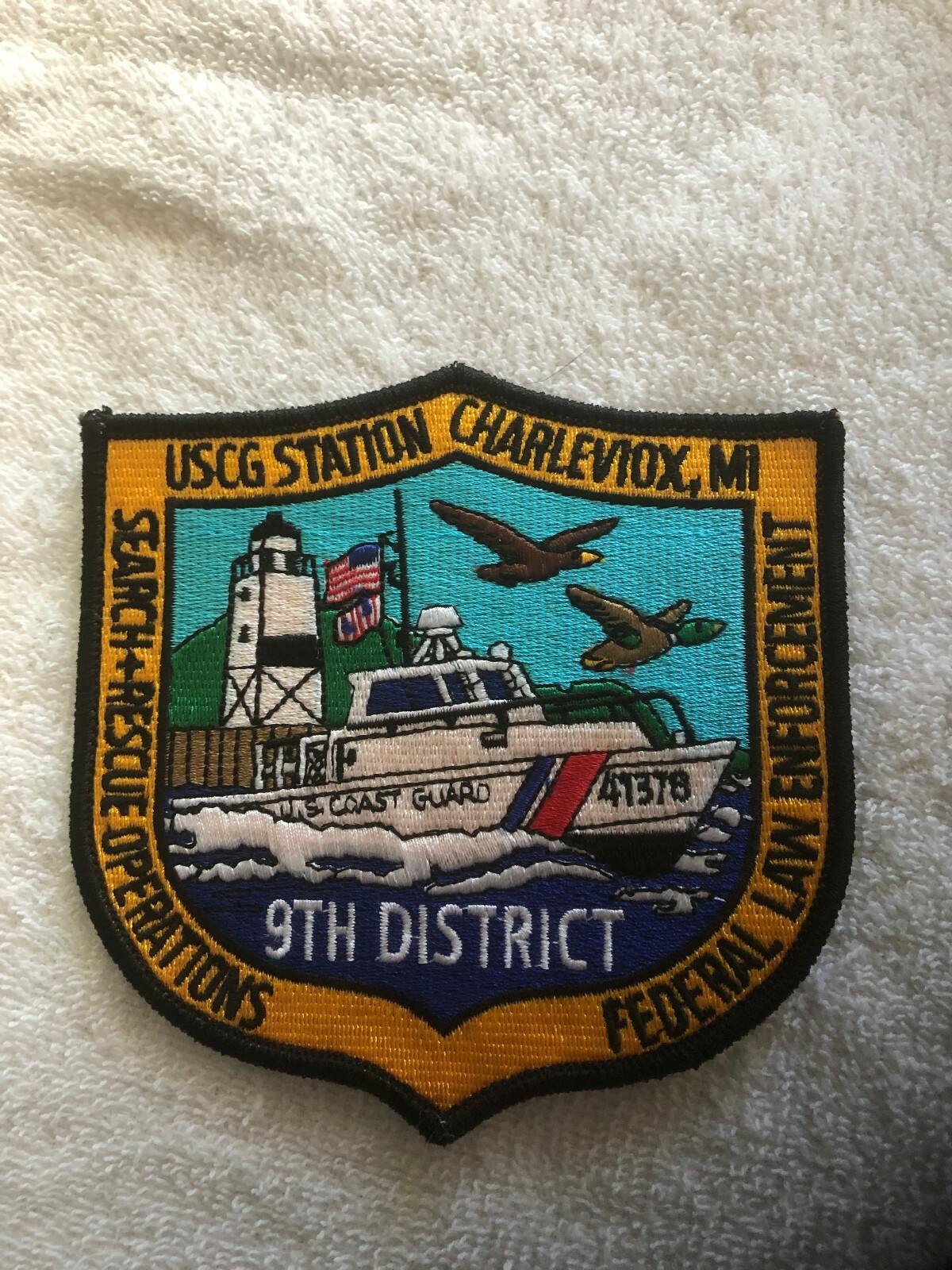 U.S. COAST GUARD / USCG STATION CHARLEVIOX, MI Patch ... NICE!