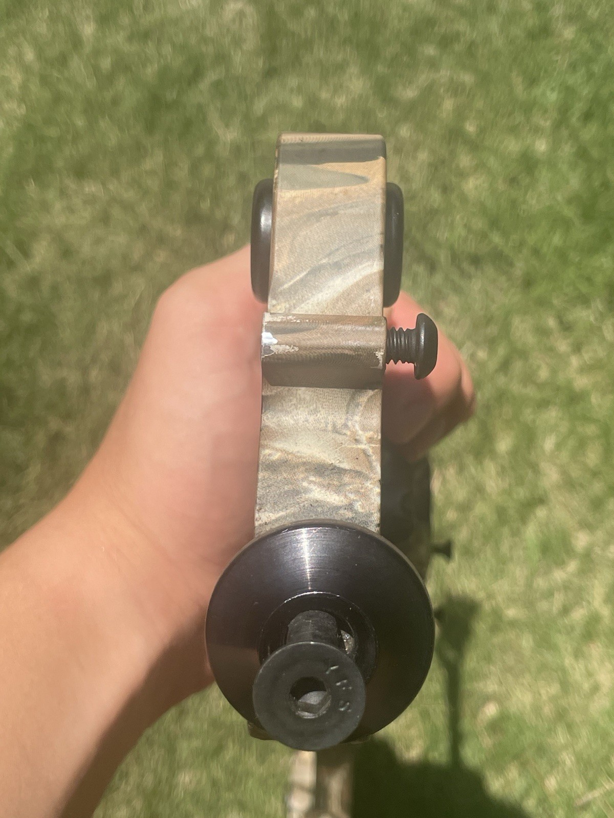 Mathew’s HTR No Cam Left Handed Bow Riser