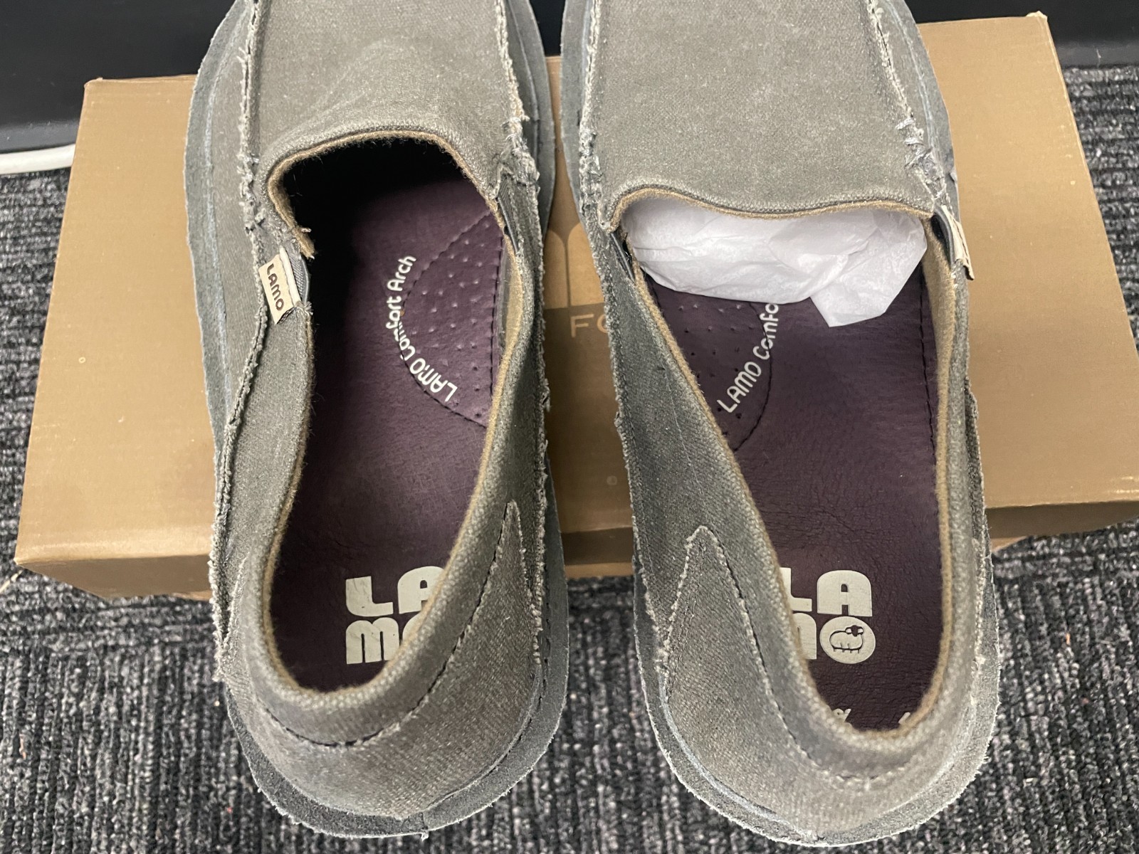 Lamo Men’s Suede Boston Slip-On Loafer Driving Moc Chocolate Gray Sz 11 NIB