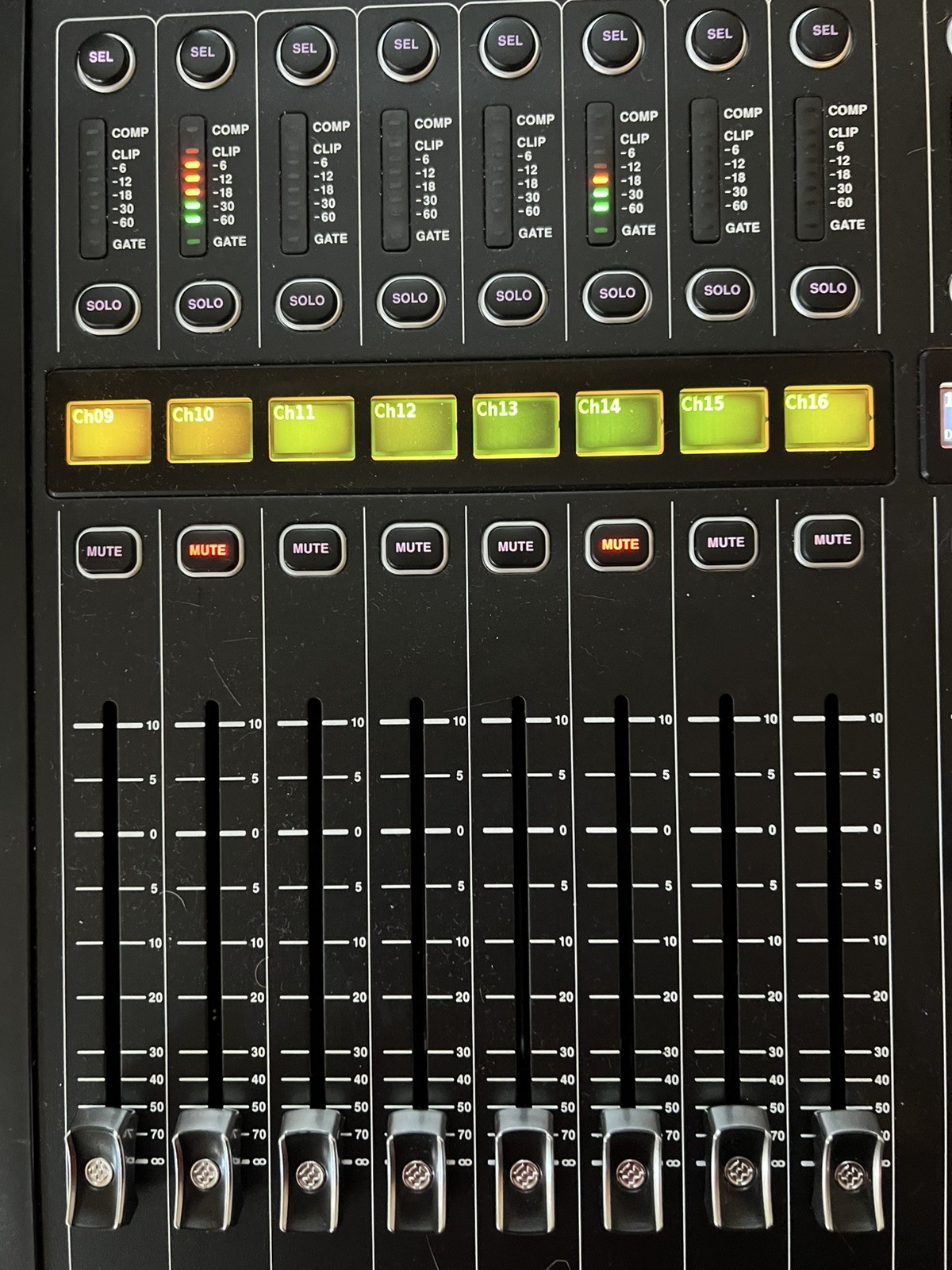 MIDAS M32R LIVE 40 Input Channel Digital Mixing Console