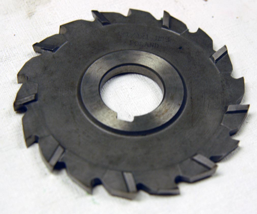 3.685 X 1/4" X 1" STAGGERED TOOTH SIDE MILL (D-1-3-6-28)