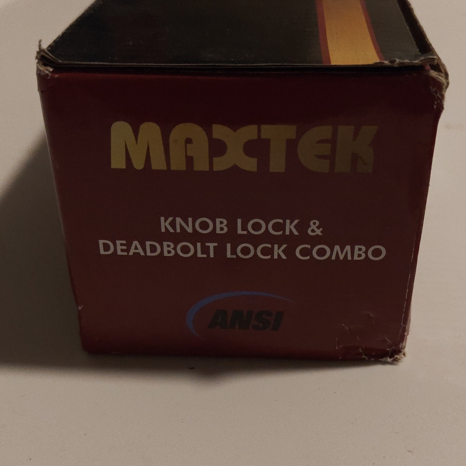 Maxtek Satin Silver Knob Lock & Deadbolt Combo Set w/ Knob Lock, Deadbolt