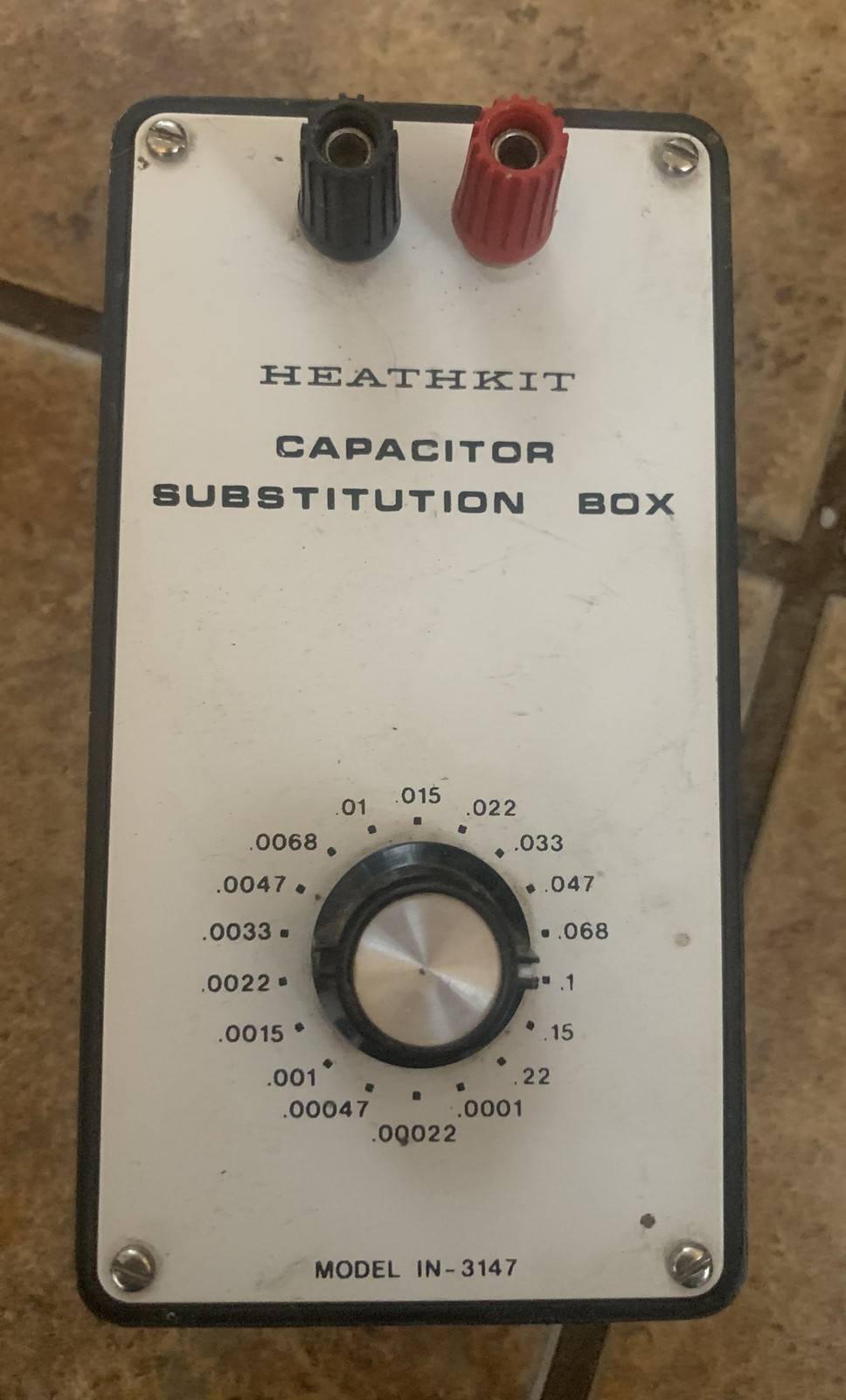 Heathkit Capacitor Substitution Box Model IN-3147