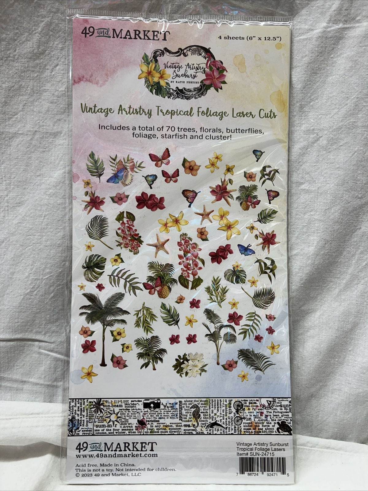 49 & Market Vintage Artistry Sunburst Tropical Foliage Floral 70 Pieces Beach