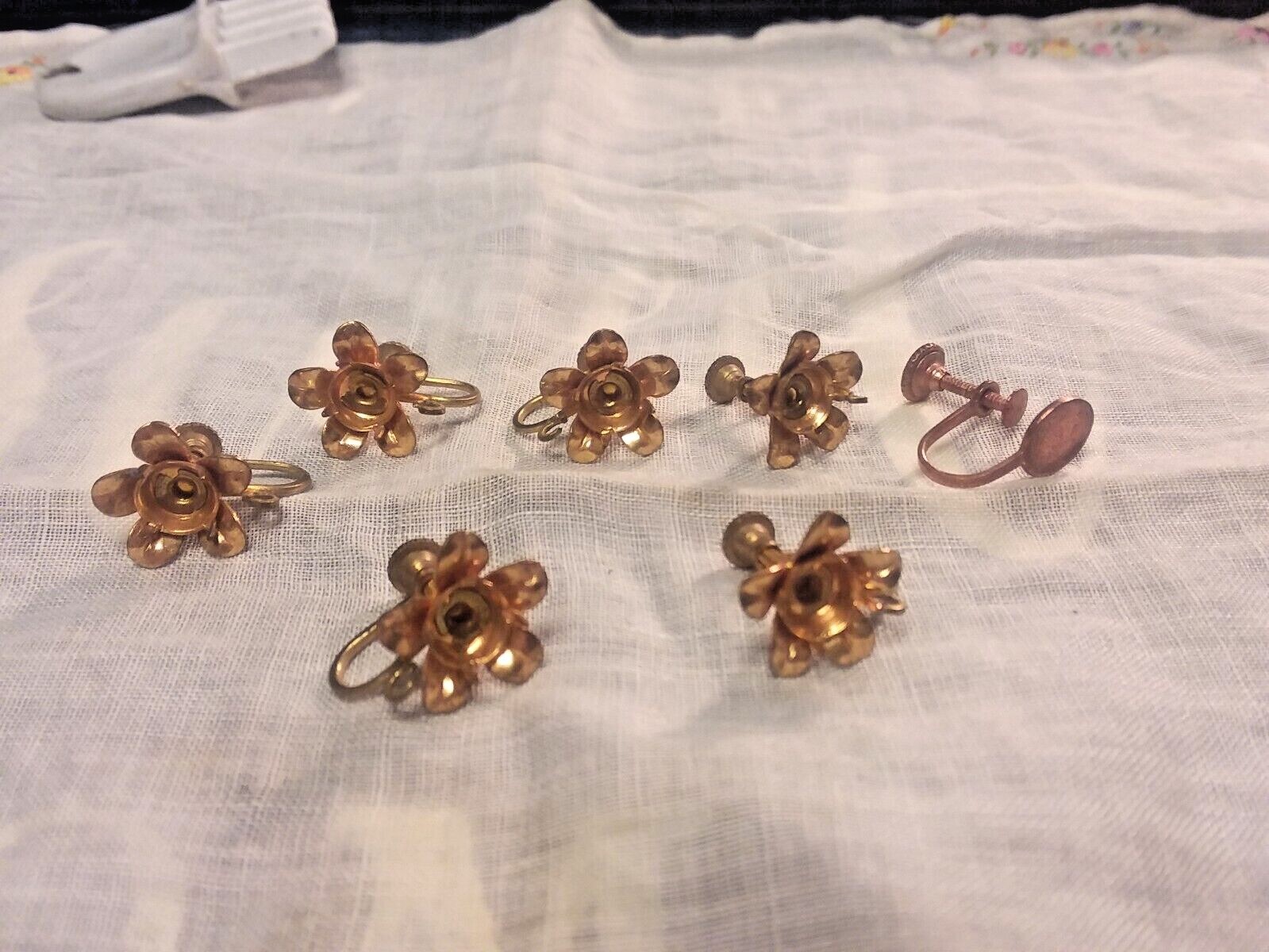 Jewelry Findings: 6 Brass Tone ScrewBack Earring Blanks + 1, 10-01-2022