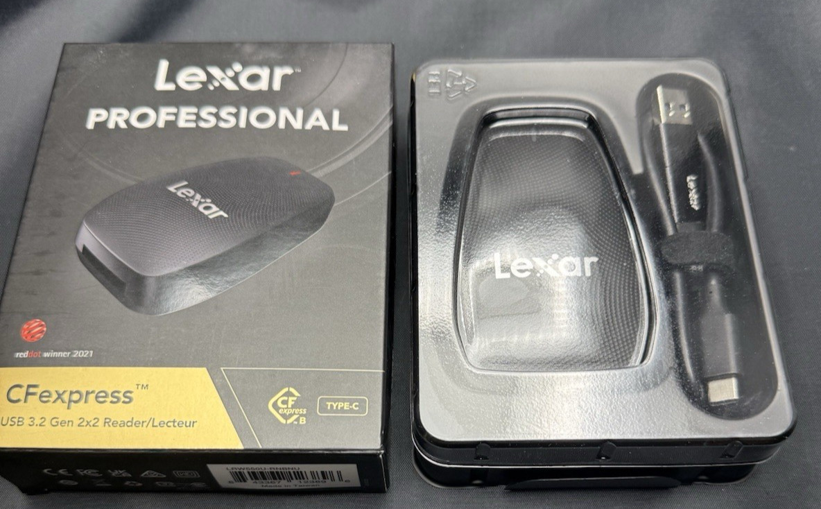LEXAR  PROFESSIONAL   CFEXPRESS  USB 3.2 GEN  2X2 READER/LECTEUR  TYPE C