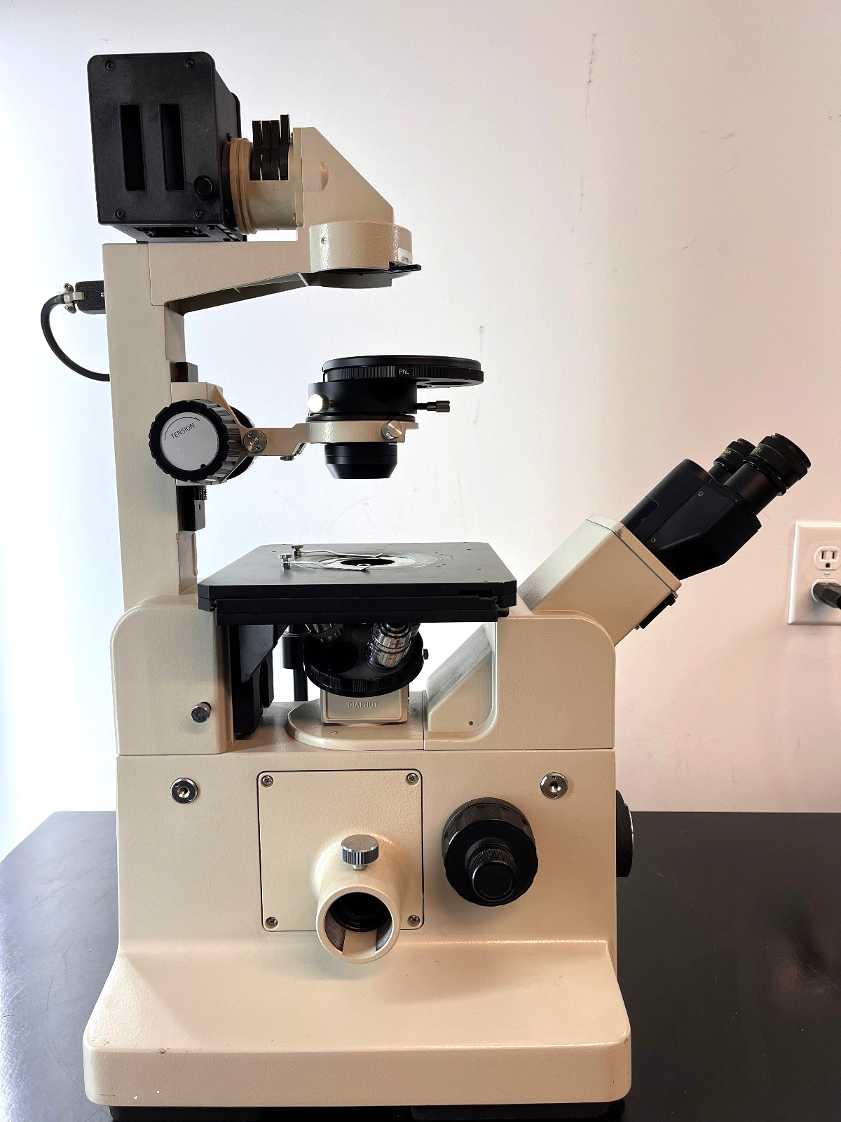 Nikon Diaphot TMD Binocular Inverted Phase Contrast Microscope