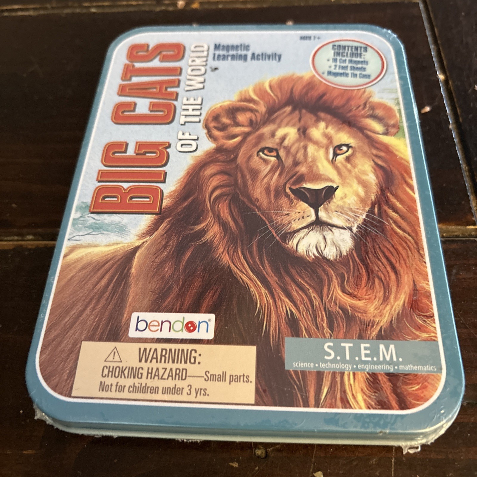 BIG CATS OF THE WORLD  S.T.E.M.  Learning Magnetic Tin Sealed
