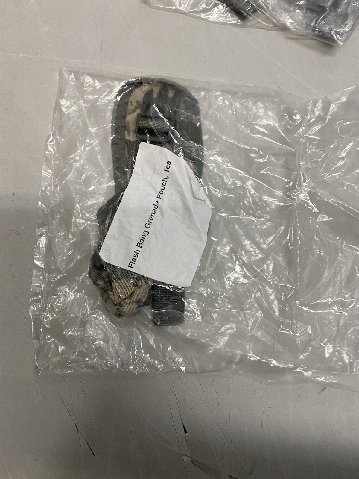 New USGI Molle 2 UCP Flashbang Pouch Flash Bang ACU Digital Camo TQ Holder