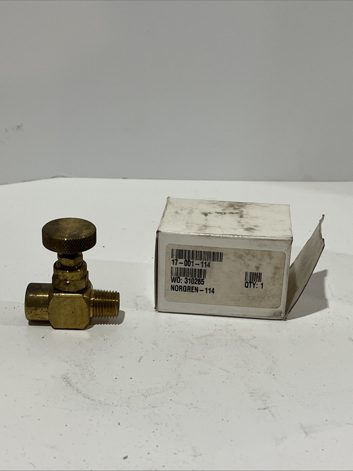 17-001-114 flow b20 needle valve NOS