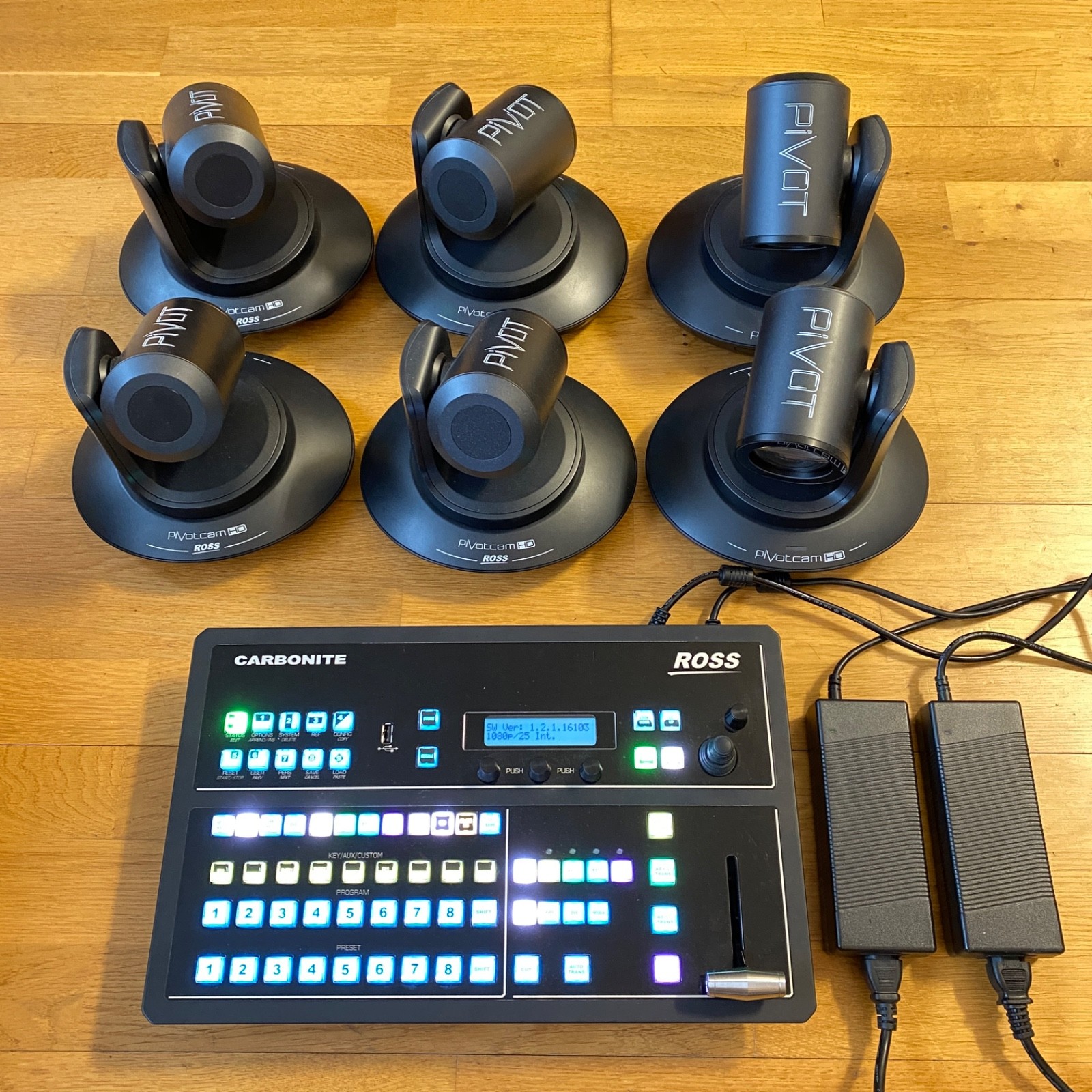 Ross PTZ Camera Pivot-20 (6) & Controller Carbonite Black Solo (read descr.)