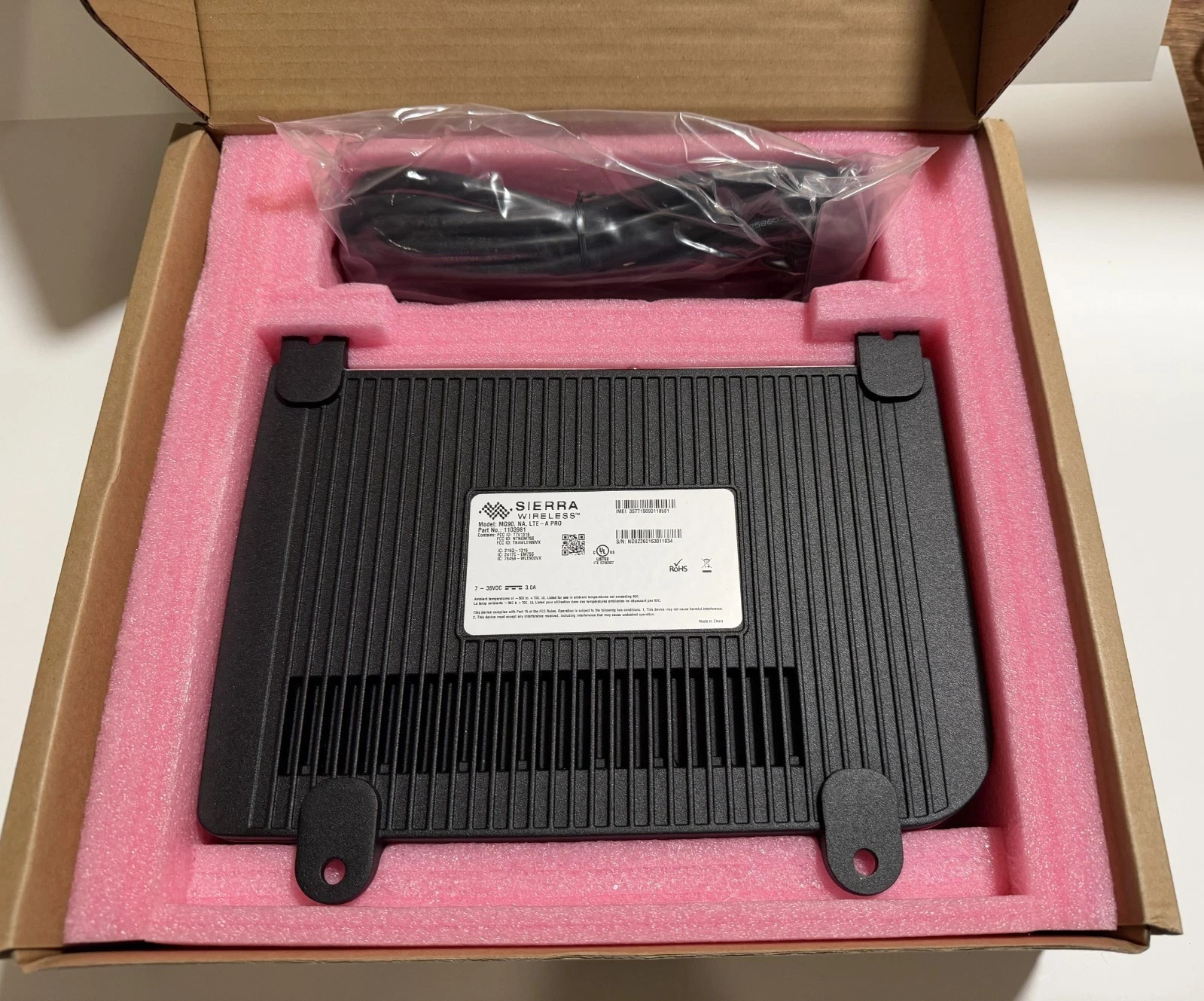 Sierra Wireless AirLink MG90 High-Performance Multi-Network Vehicle Router – NEW
