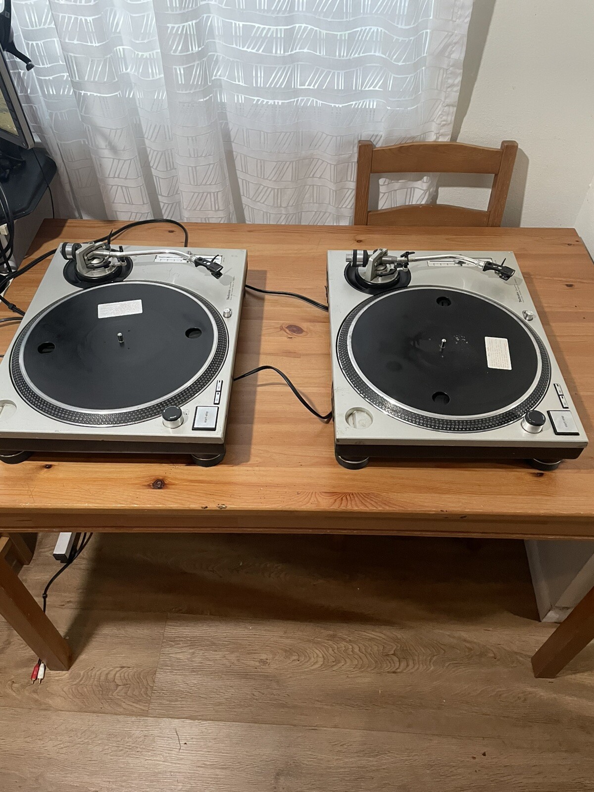 2-Technics SL-1200MK2 DJ Turntables - Silver