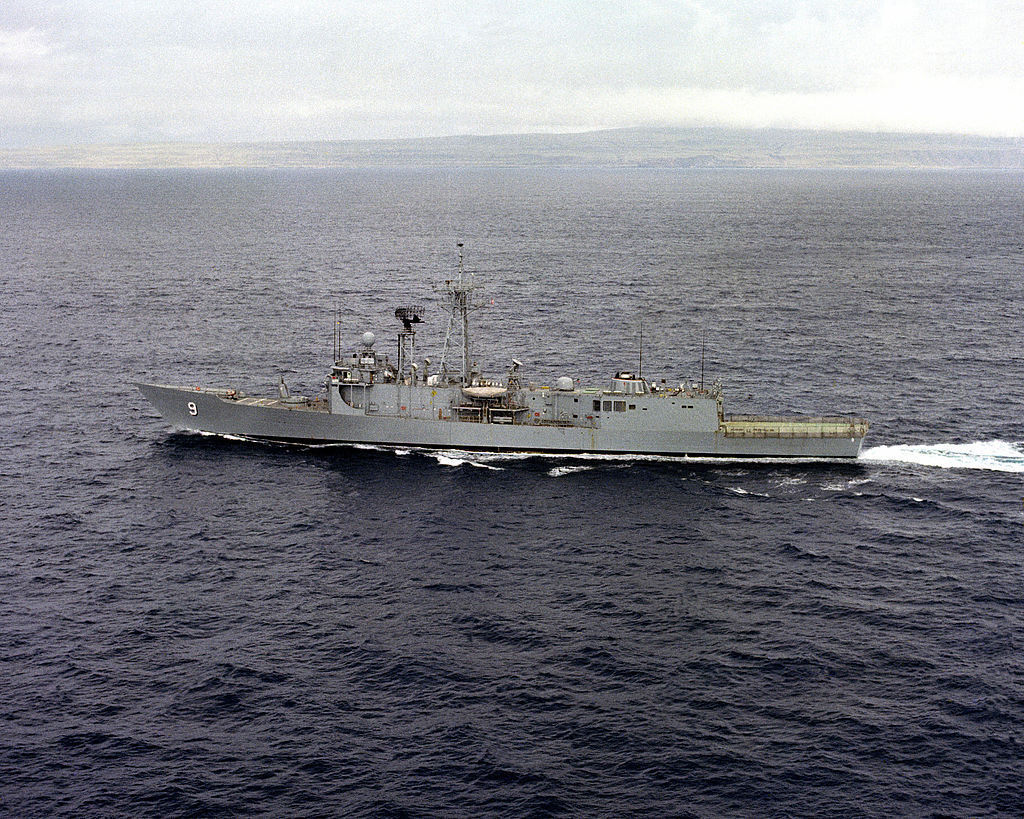USS WADSWORTH 8X10 PHOTO FFG-9 NAVY US USA GUIDED MISSILE FRIGATE SHIP
