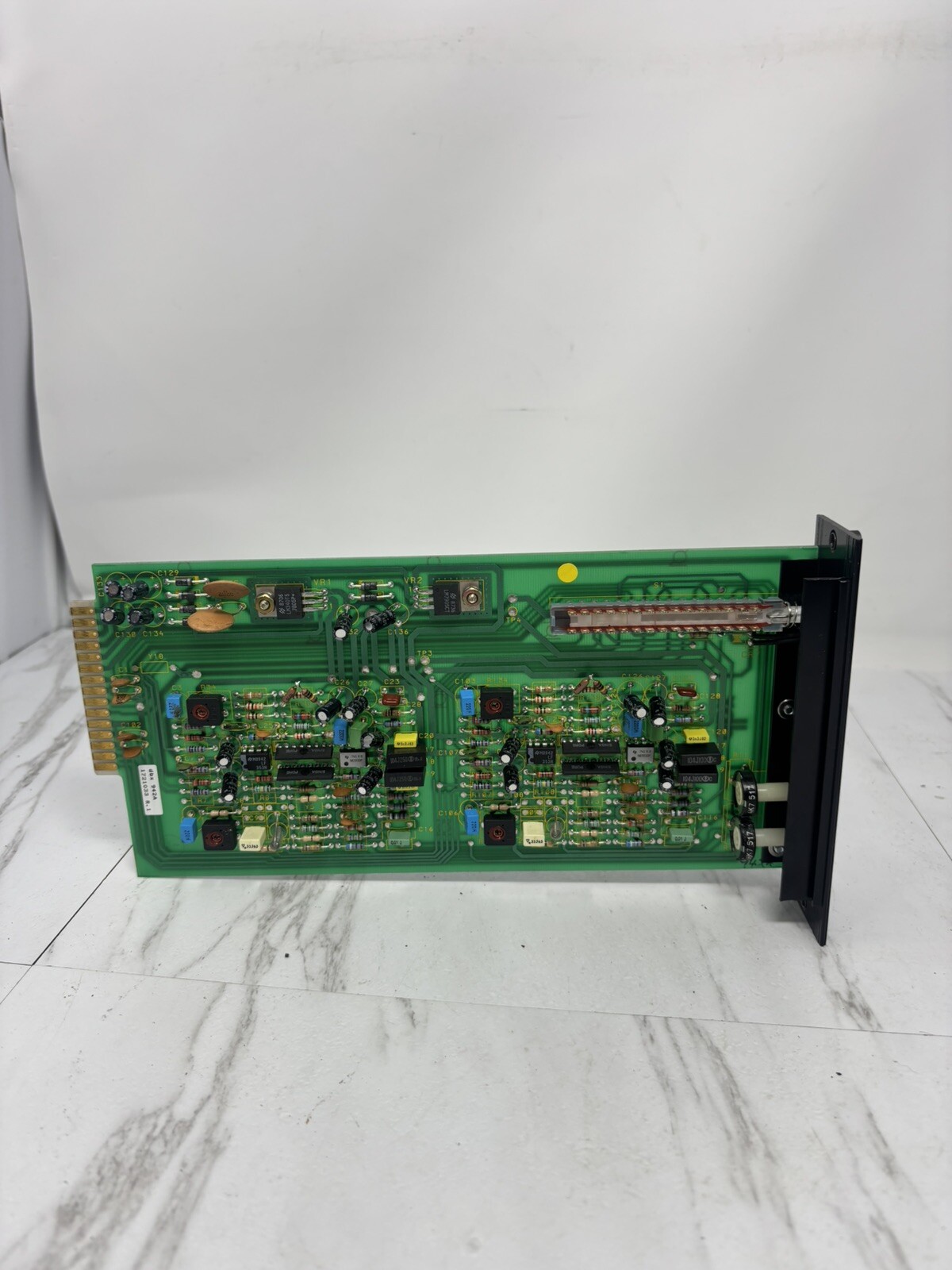 DBX 942A Type II Noise Reduction White