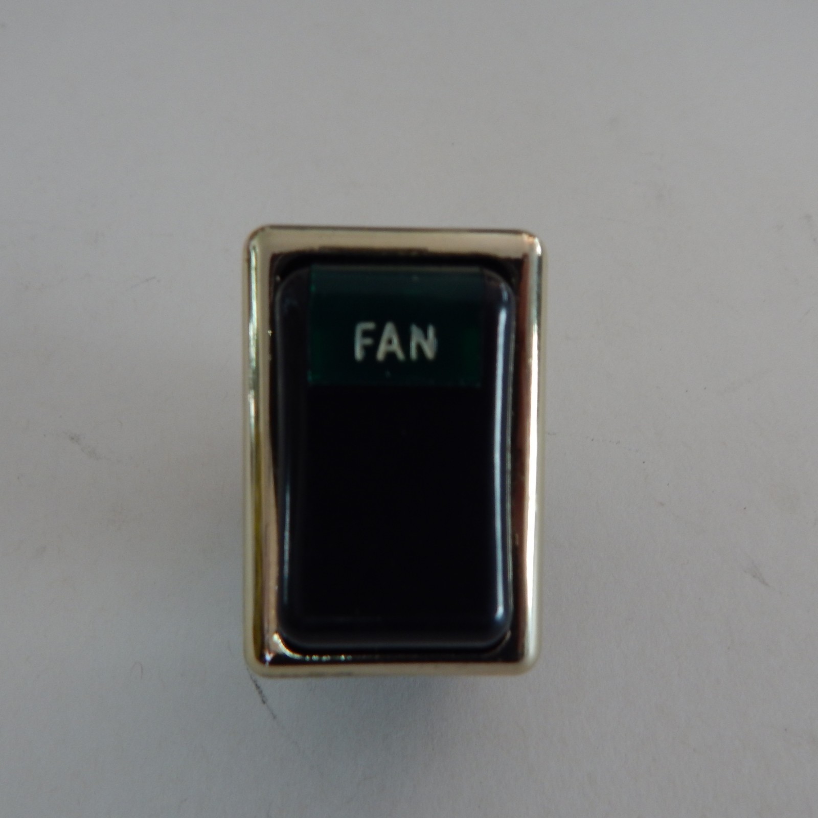 Brand New Heater Fan Switch for 1968-1976 MGB and 1972-1979 MG Midget