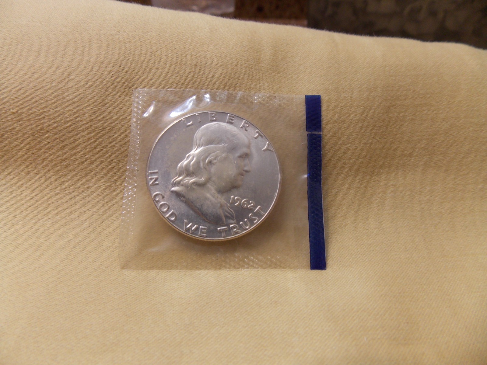 1962 P Mint Wrapped 90% Silver BU Franklin Half Dollar Nice Coin! 0 S&H!