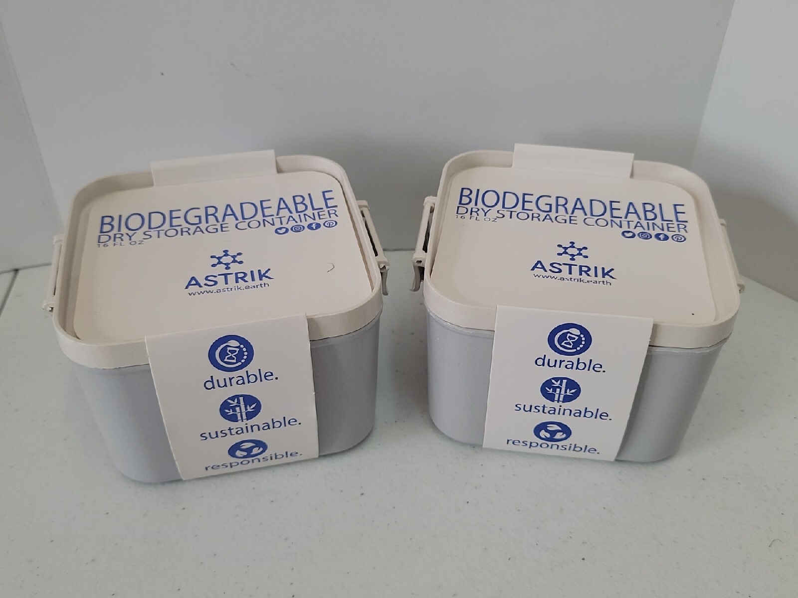 2x Storage Canisters Astrik Dry 16.5 oz (490ml) Gray Locking Lid Biodegradable