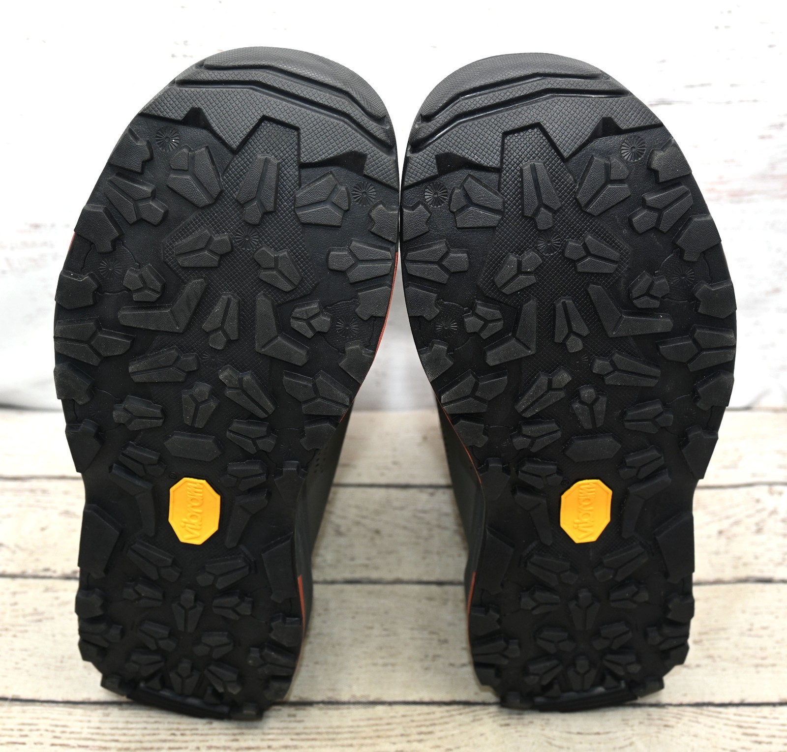 Simms Men's Guide BOA Wading Boots Vibram Sole, Mens US Size 10 Never Worn