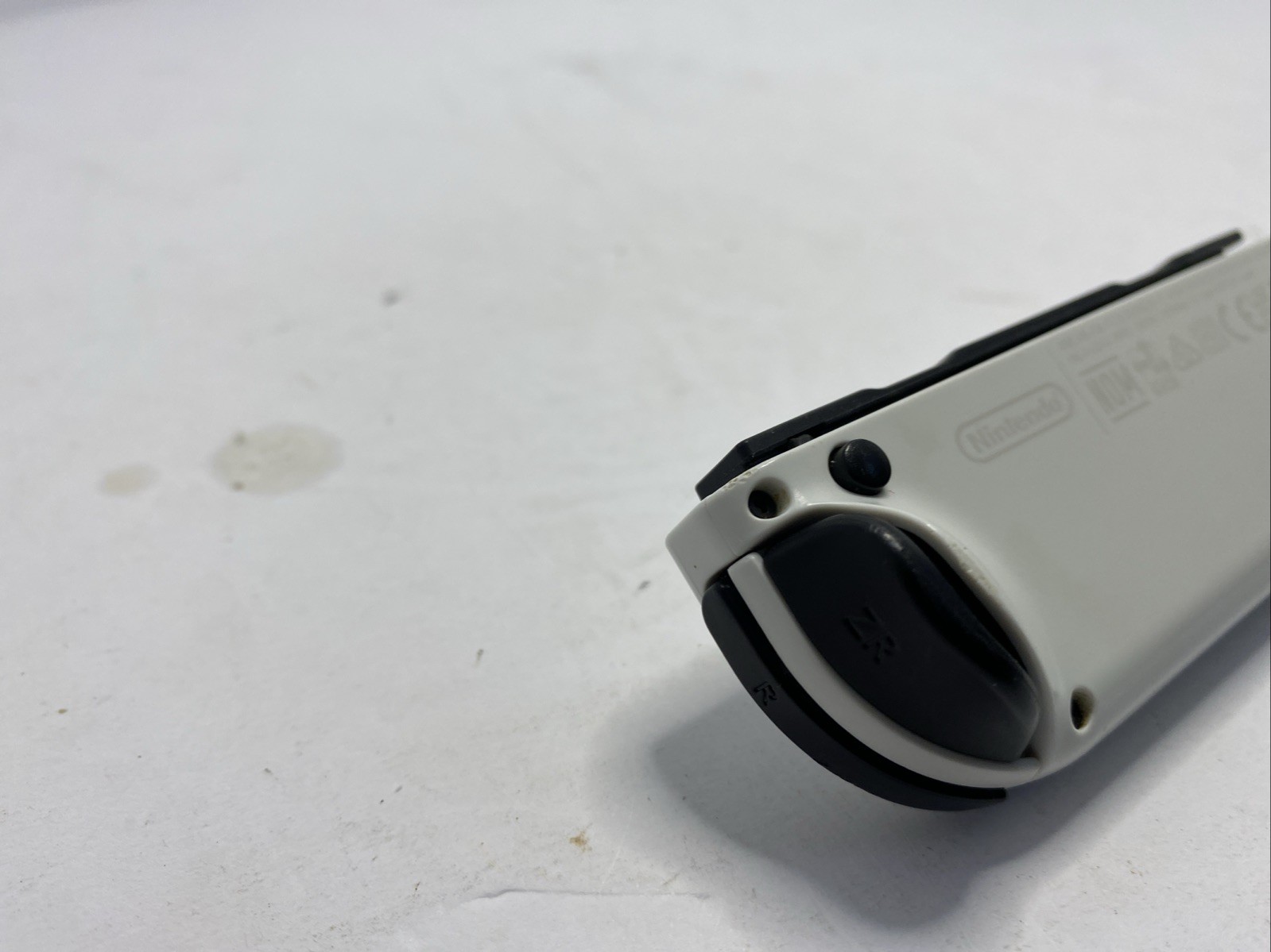 Nintendo Switch Right Joy-Con White OEM Controller HAC-015