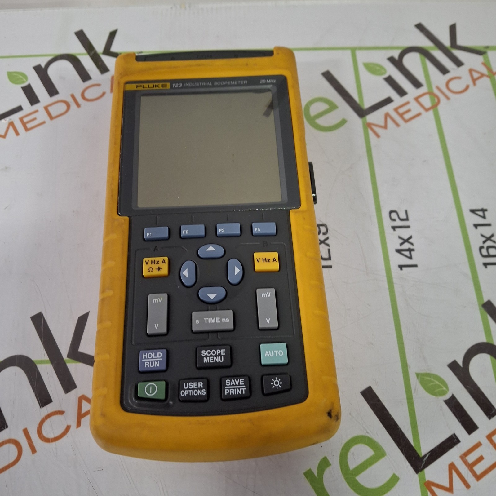 Fluke 123 Industrial Scopemeter