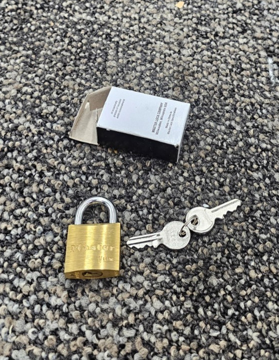 (QTY 4) Master Lock 4130KA-314 Brass Padlock, Keyed Alike 1-1/8" Wide