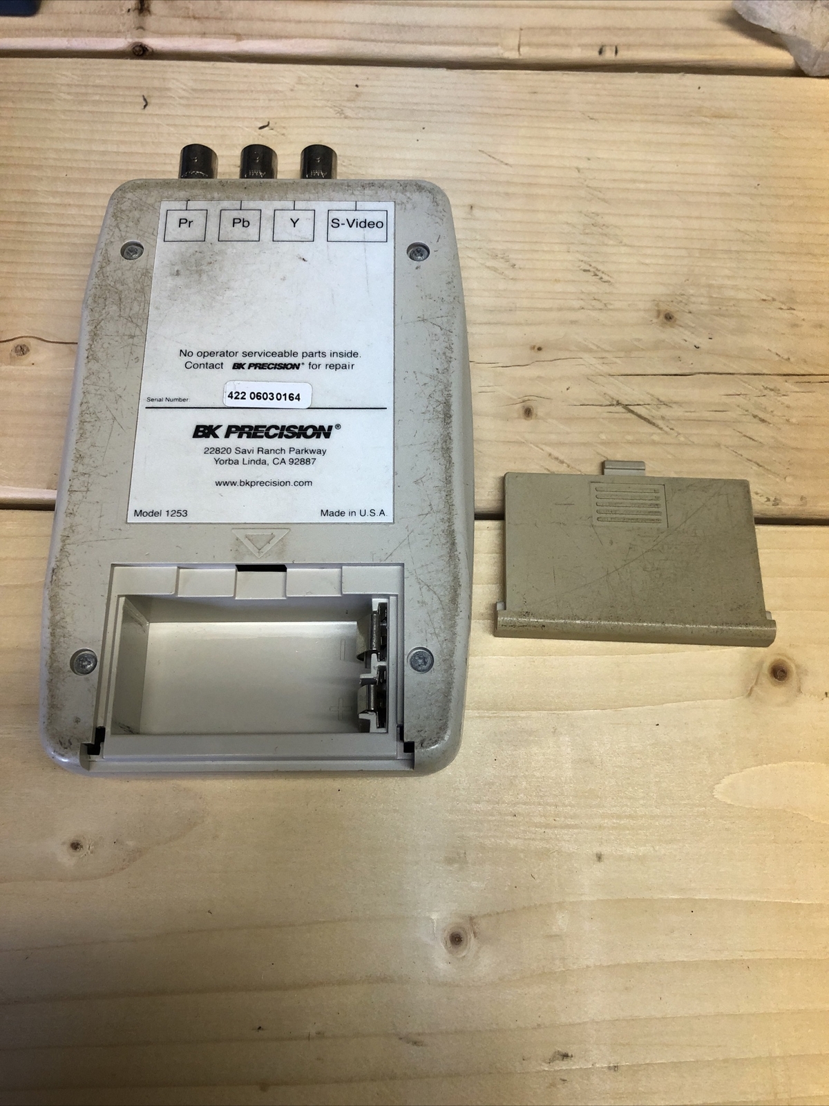 BK PRECISION 1253 Handheld HDTV Pattern Generator